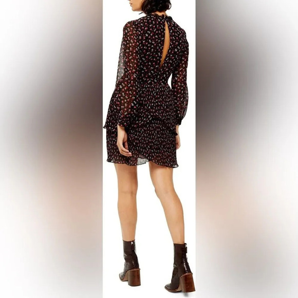 TOPSHOP Pleated Ruffle‎ Floral Dress in Black Multi - Picture 3 of 10